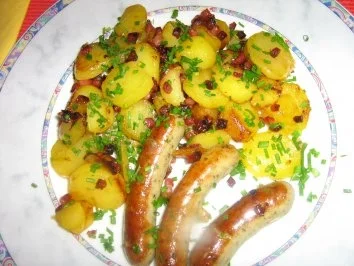 Rezept: Nürnberger Würstchen an Bratkartoffeln Bild Nr. 7 Nürnberger Würstchen an Bratkartoffeln - Rezept - Bild Nr. 7