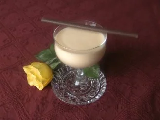 Rezept: Eierlikör Eierlikör - Rezept