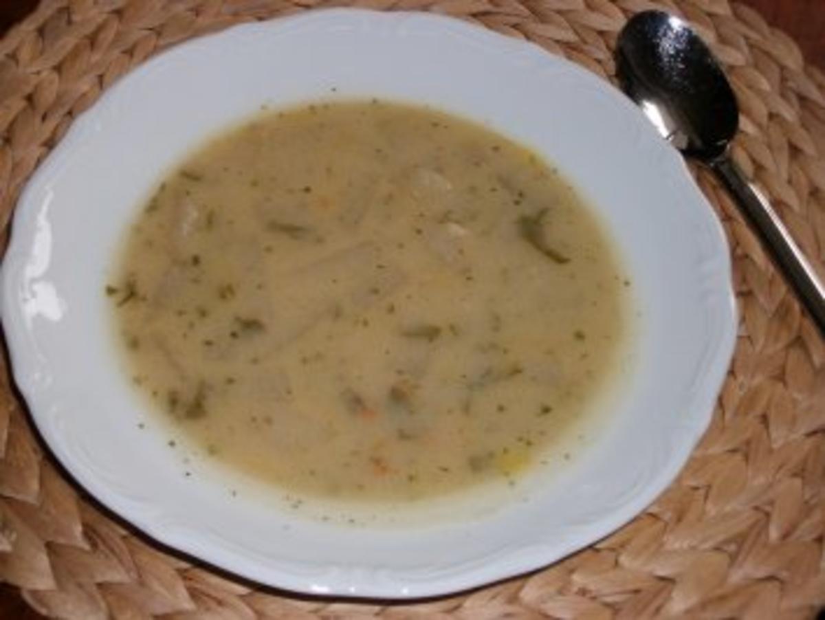 Suppen- gebrannte Griessuppe mit Kohlrabi - Rezept