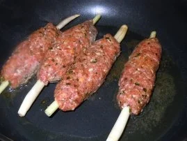 Zitronengras-Hackspieße mit Kartoffel-Karotten-Fenchel-Gemüse - Rezept - Bild Nr. 11