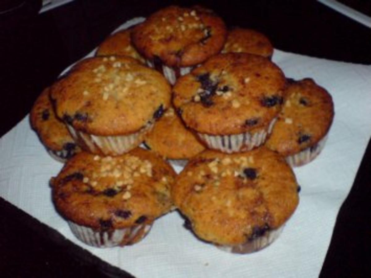 Nuss-Muffin mit Blaubeeren - Rezept - Bild Nr. 3