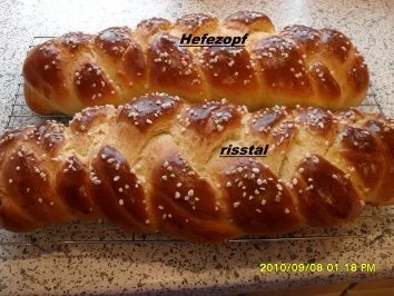 Hefezöpfe -1x mit versteckten Rosinen - - Rezept - Bild Nr. 7