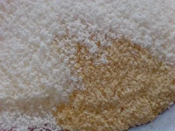 Rezept: Quarktorte mit Himbeeren und Kokos Bild Nr. 13 Quarktorte mit Himbeeren und Kokos - Rezept - Bild Nr. 13