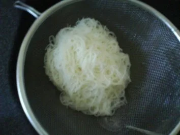 Glasnudel-Surimisalat - Rezept - Bild Nr. 5