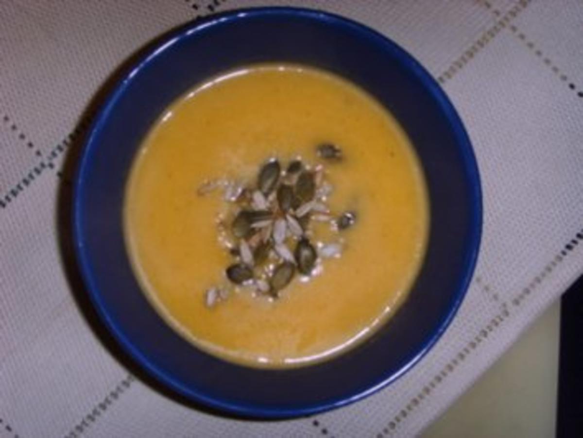 Kürbiscremesuppe - Rezept mit Bild - kochbar.de