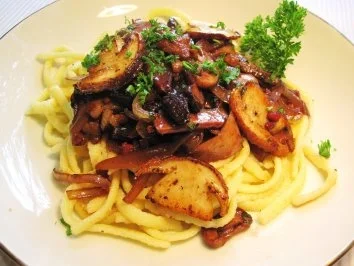 Rezept: Steinpilze mit Rotwein, dazu Spätzle Bild Nr. 7 Steinpilze mit Rotwein, dazu Spätzle - Rezept - Bild Nr. 7