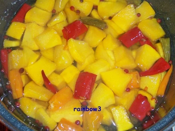 Rezept: Einmachen: Scharf eingelegter Kürbis Bild Nr. 6 Einmachen: Scharf eingelegter Kürbis - Rezept - Bild Nr. 6