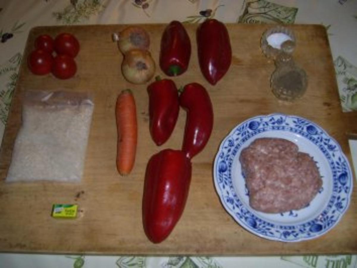 Gefüllte Spitzpaprika mit Tomatenreisbällchen - Rezept - Bild Nr. 2