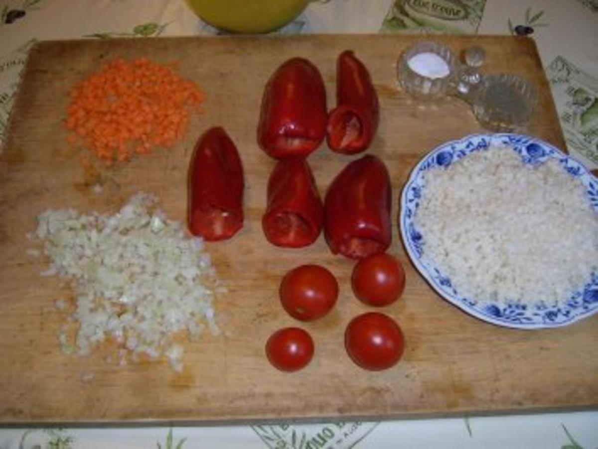 Gefüllte Spitzpaprika mit Tomatenreisbällchen - Rezept - Bild Nr. 4