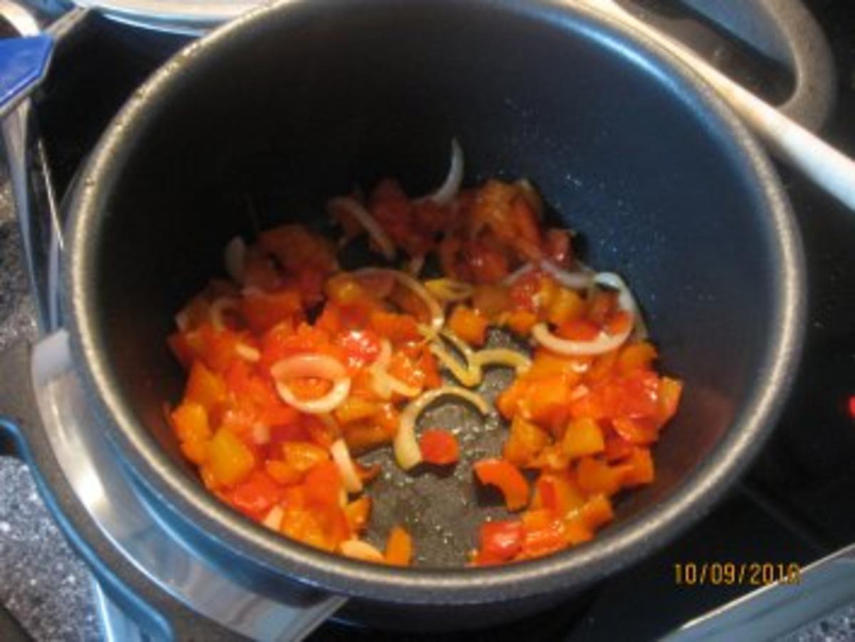 Lachsfilets auf  Linguine mit Paprikaschaumsoße - Rezept - Bild Nr. 7