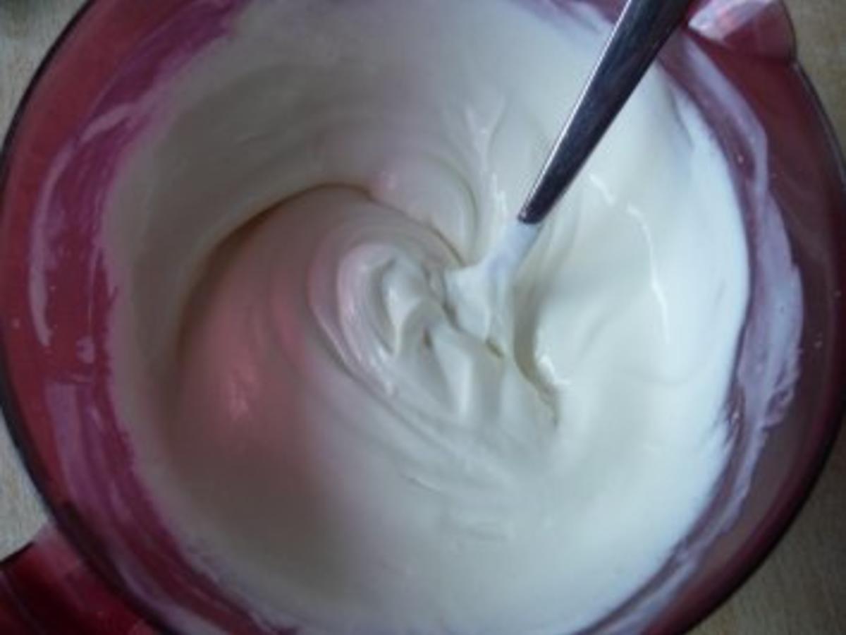 Spaghetti - Quarkcreme mit Himbeersauce - Rezept - kochbar.de