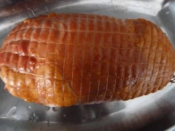 Rezept: Burgunder - Rollbraten mit Ahornsirup-Kruste an grünem Salat Bild Nr. 7 Burgunder - Rollbraten mit Ahornsirup-Kruste an grünem Salat - Rezept - Bild Nr. 7