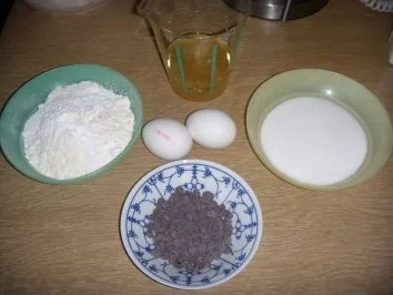 Eierlikörkuchen II mit Schokotröpfchen - Rezept - Bild Nr. 2