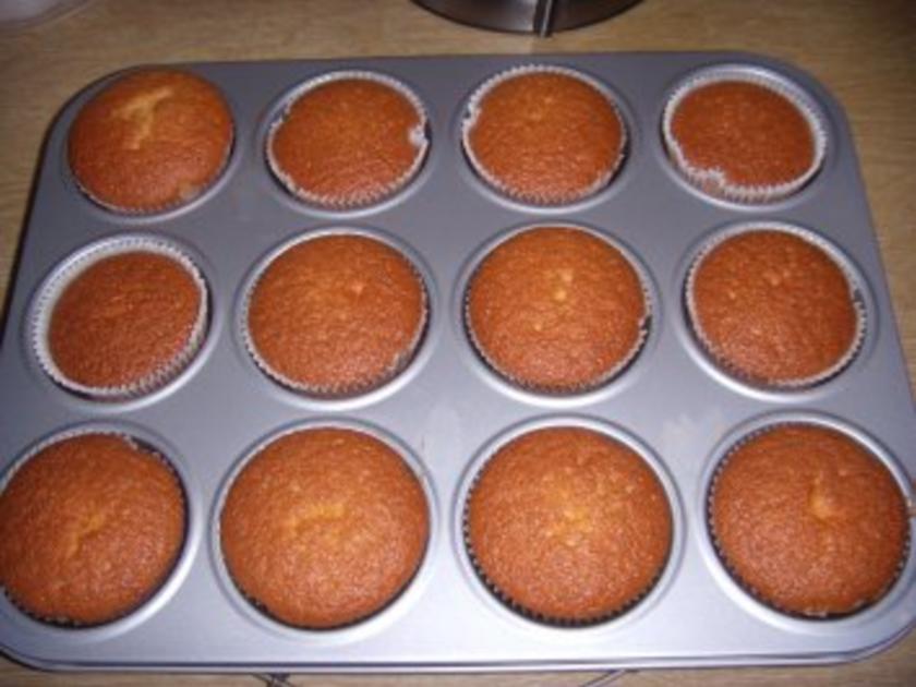 Eierlikörkuchen II mit Schokotröpfchen - einfach - 357 kcal/100g