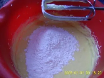 Rezept: Schokoladenkranz mit Nüssen Bild Nr. 2 Schokoladenkranz mit Nüssen - Rezept - Bild Nr. 2