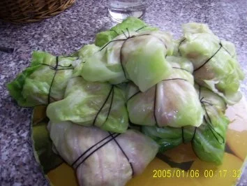 Rezept: Spitzkohl-Rouladen Bild Nr. 6 Spitzkohl-Rouladen - Rezept - Bild Nr. 6