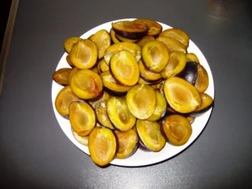 Rezept: Mohn-Zwetschgenkuchen Bild Nr. 2 Mohn-Zwetschgenkuchen - Rezept - Bild Nr. 2