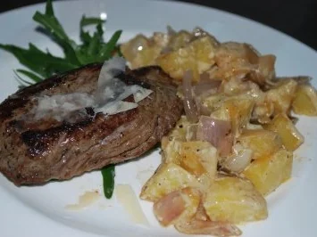 Huftsteak mit Rahm-Röstkartoffeln - Rezept - Bild Nr. 2