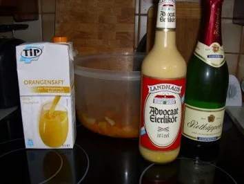 Rezept: Bowle...Eierlikör-Bowle Bild Nr. 4 Bowle...Eierlikör-Bowle - Rezept - Bild Nr. 4