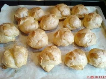 Rezept: Kleingebäck ~ Windbeutel Bild Nr. 8 Kleingebäck ~ Windbeutel - Rezept - Bild Nr. 8