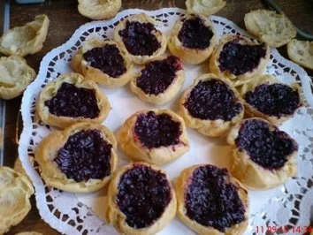 Rezept: Kleingebäck ~ Windbeutel Bild Nr. 12 Kleingebäck ~ Windbeutel - Rezept - Bild Nr. 12