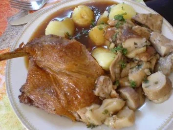 Rezept: Entenbraten mit Waldpilzgemüse Bild Nr. 18 Entenbraten mit Waldpilzgemüse - Rezept - Bild Nr. 18