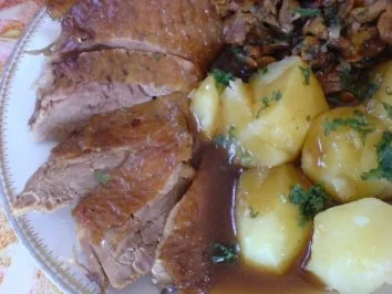 Rezept: Entenbraten mit Waldpilzgemüse Bild Nr. 19 Entenbraten mit Waldpilzgemüse - Rezept - Bild Nr. 19