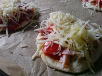 Pizzabrötchen - Rezept - Bild Nr. 10