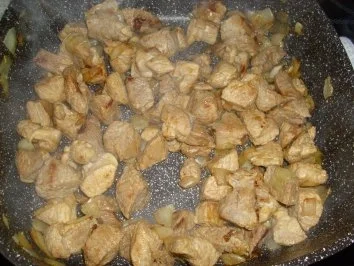 Geschmortes Schweinefleisch in Kokosmilch - Rezept - Bild Nr. 6