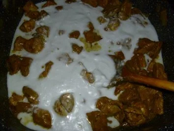 Geschmortes Schweinefleisch in Kokosmilch - Rezept - Bild Nr. 8