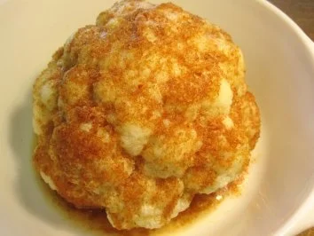 Rezept: Blumenkohl mit knusprigen Butterbröseln Blumenkohl mit knusprigen Butterbröseln - Rezept