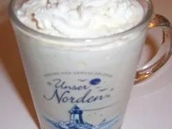 Rezept: Getränk: Yogi-Tee mit Milch und Sahne Getränk: Yogi-Tee mit Milch und Sahne - Rezept