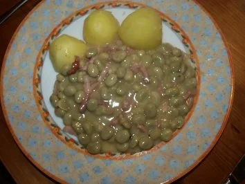 Rezept: Dicke Bohnen mit Speck Dicke Bohnen mit Speck - Rezept