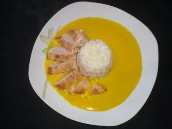 Rezept: Kürbis-Curry Hähnchen mit Reis Kürbis-Curry Hähnchen mit Reis - Rezept