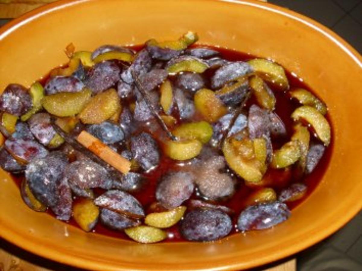 Pflaumenknödel auf Pflaumenröster - einfach - von gabi-63