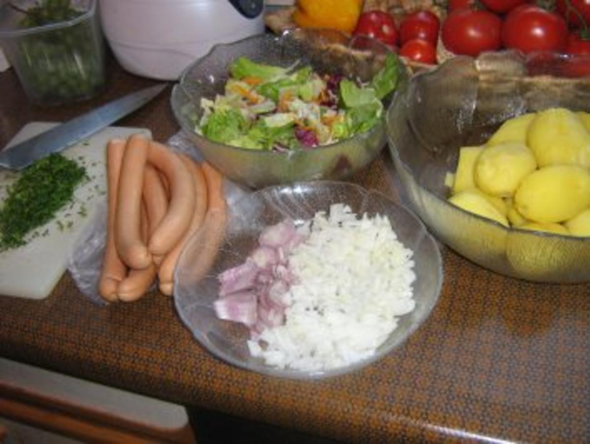 Wienerle mit Kartoffelsalat neu präsentiert - Rezept - Bild Nr. 2