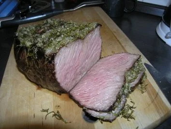 ROASTBEEF mit Kräuter-Salz-Kruste - Rezept