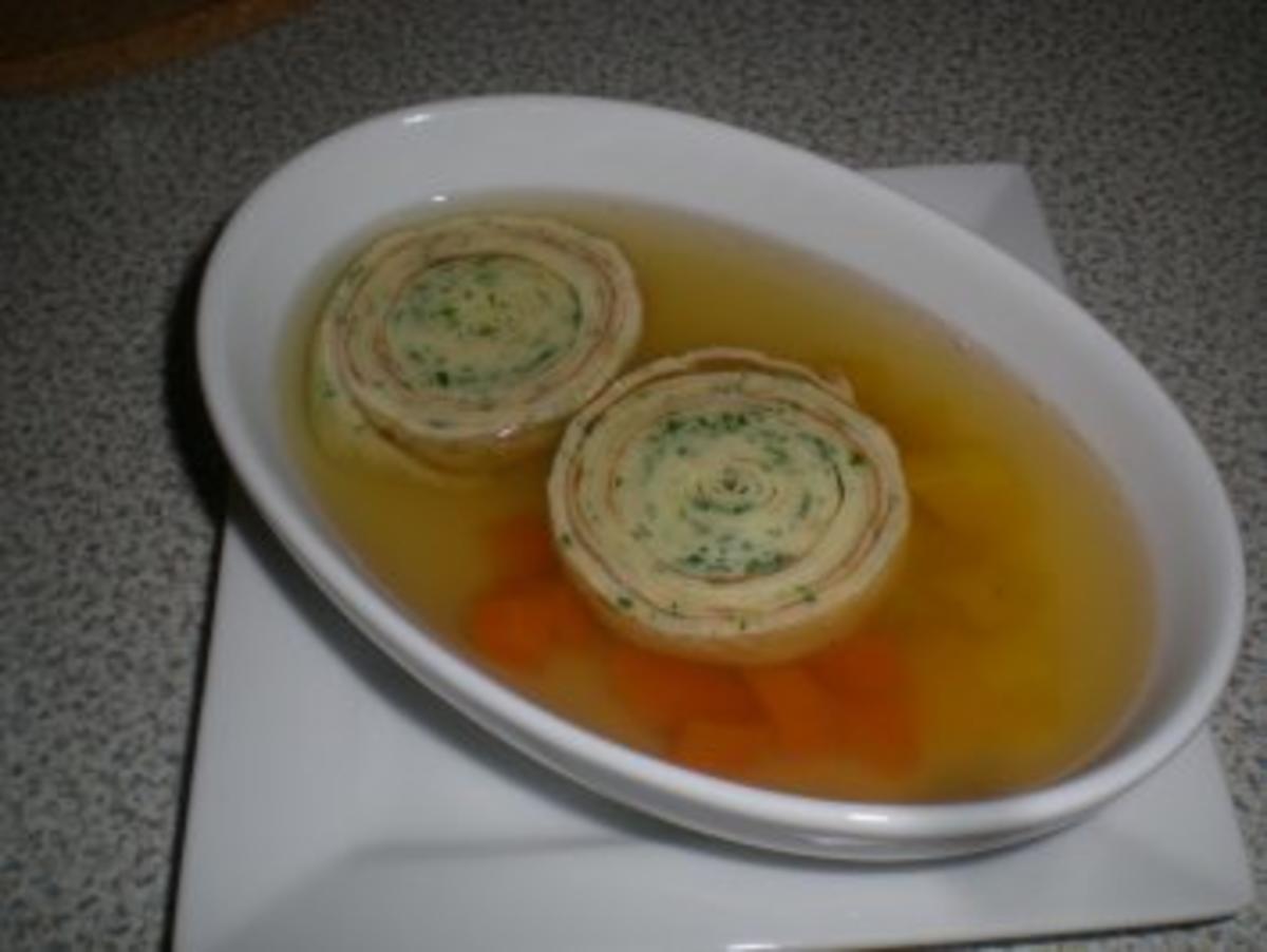 Petersilienspiralen ( in der Ochsenschlepp Suppe) - Rezept - Bild Nr. 6