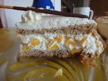 Rezept: Pfirsich-Sahne-Torte Bild Nr. 3 Pfirsich-Sahne-Torte - Rezept - Bild Nr. 3