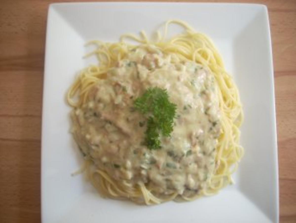 Spaghetti mit Weißwein - Thunfisch - Sauce - Rezept