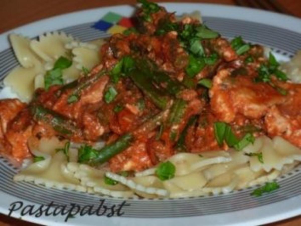 Bilder für Bohnenpasta mit Nudeln Farfalle und Prinzessbohnen - Rezept