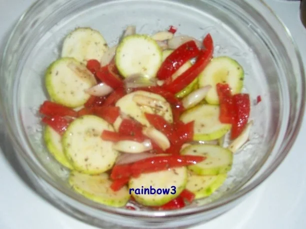 Rezept: Snack: Antipasti - Zucchini und Paprika Bild Nr. 3 Snack: Antipasti - Zucchini und Paprika - Rezept - Bild Nr. 3