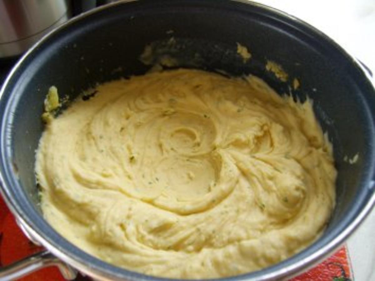 Kasselerbraten aus der Röhre mit Kartoffelpürree und Sauerkraut - Rezept