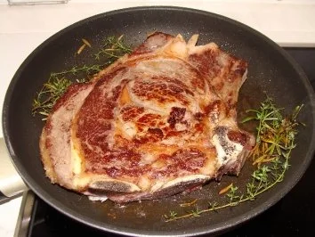 Rezept: Ochsenkotelett (Côte de Boeuf, Hohe Rippe) Bild Nr. 4 Ochsenkotelett (Côte de Boeuf, Hohe Rippe) - Rezept - Bild Nr. 4
