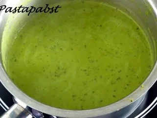 Rezept: Tagliatelle mit Basilikumsauce und Flusskrebsschwänzen Bild Nr. 2 Tagliatelle mit Basilikumsauce und Flusskrebsschwänzen - Rezept - Bild Nr. 2