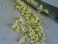 Rezept: Knoblauch-Pfefferbutter Bild Nr. 7 Knoblauch-Pfefferbutter - Rezept - Bild Nr. 7