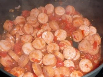 Rezept: Würstchengulasch mit Spaghetti Bild Nr. 5 Würstchengulasch mit Spaghetti - Rezept - Bild Nr. 5