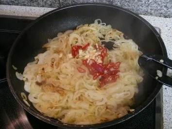 scharfes Paprika-Zwiebelschnitzel - Rezept - Bild Nr. 4