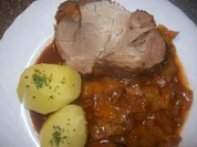Schweinebraten auf Schmorkohl - Rezept