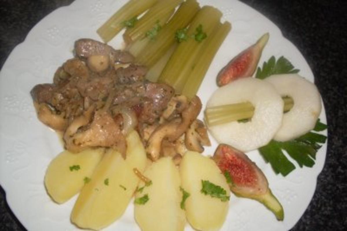 Bilder für Leber-Pilz-Pfanne mit Staudensellerie..... - Rezept